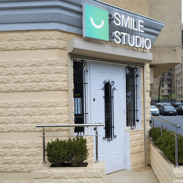 Стоматологія Smile Studio